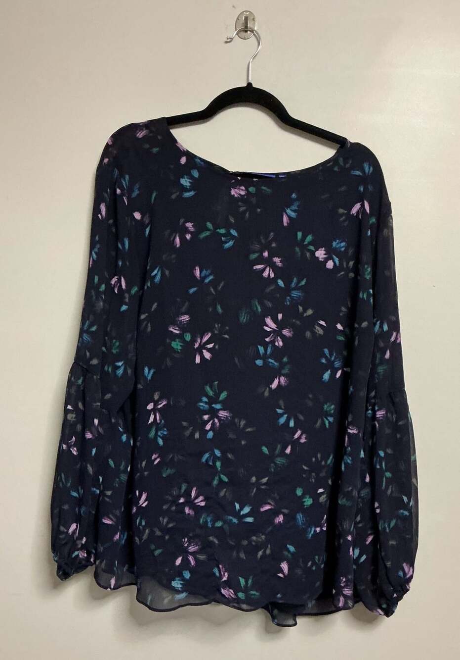 Apt. 9 Blouse Size 3X Black Floral Long Sleeve Chiffon